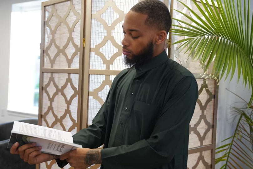Al Daffah Men’s Thobe